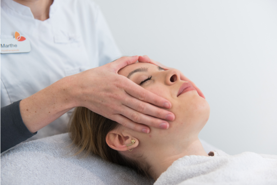 Massage behandeling bij Apotheek&Beauty Monster