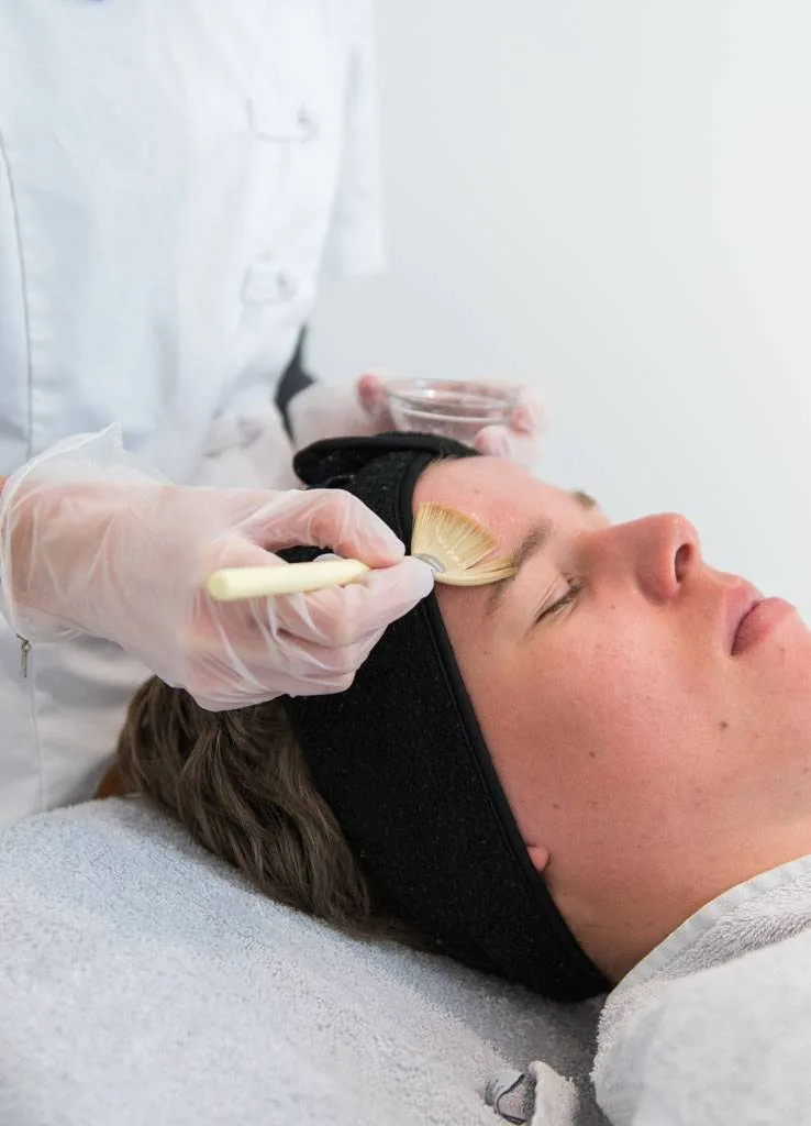 Schoonheidsbehandeling gezicht Apotheek&Beauty Monster
